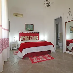 - Mongiardino 01 Appartement